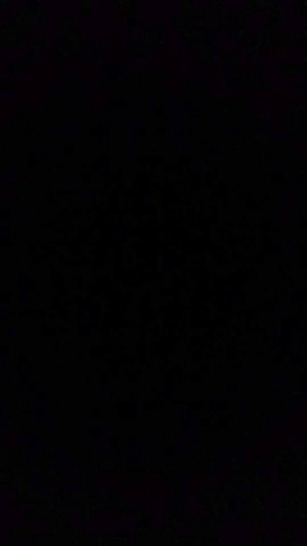 iphone12在纯黑色背景下屏幕有背光问题 - apple 社区